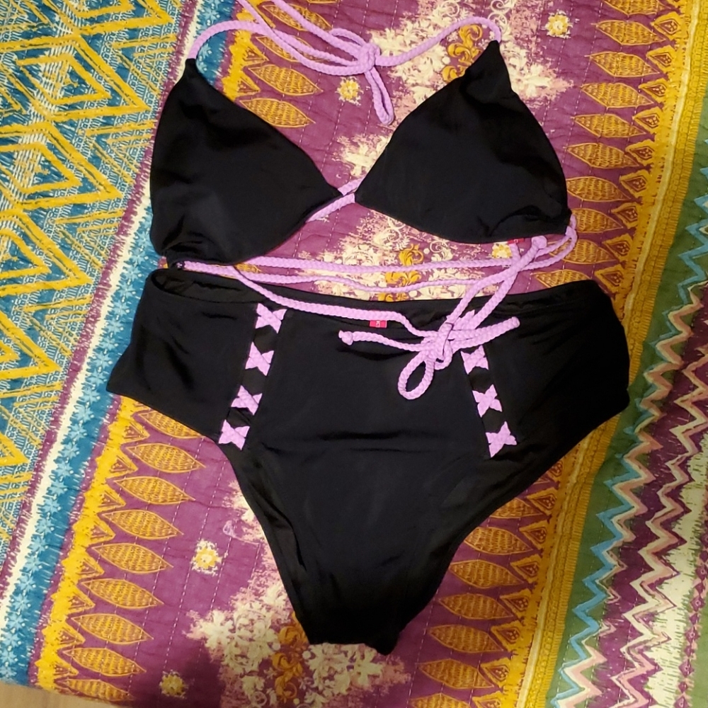 Victoria's Secret 2 piece swim set, L, black/lilac